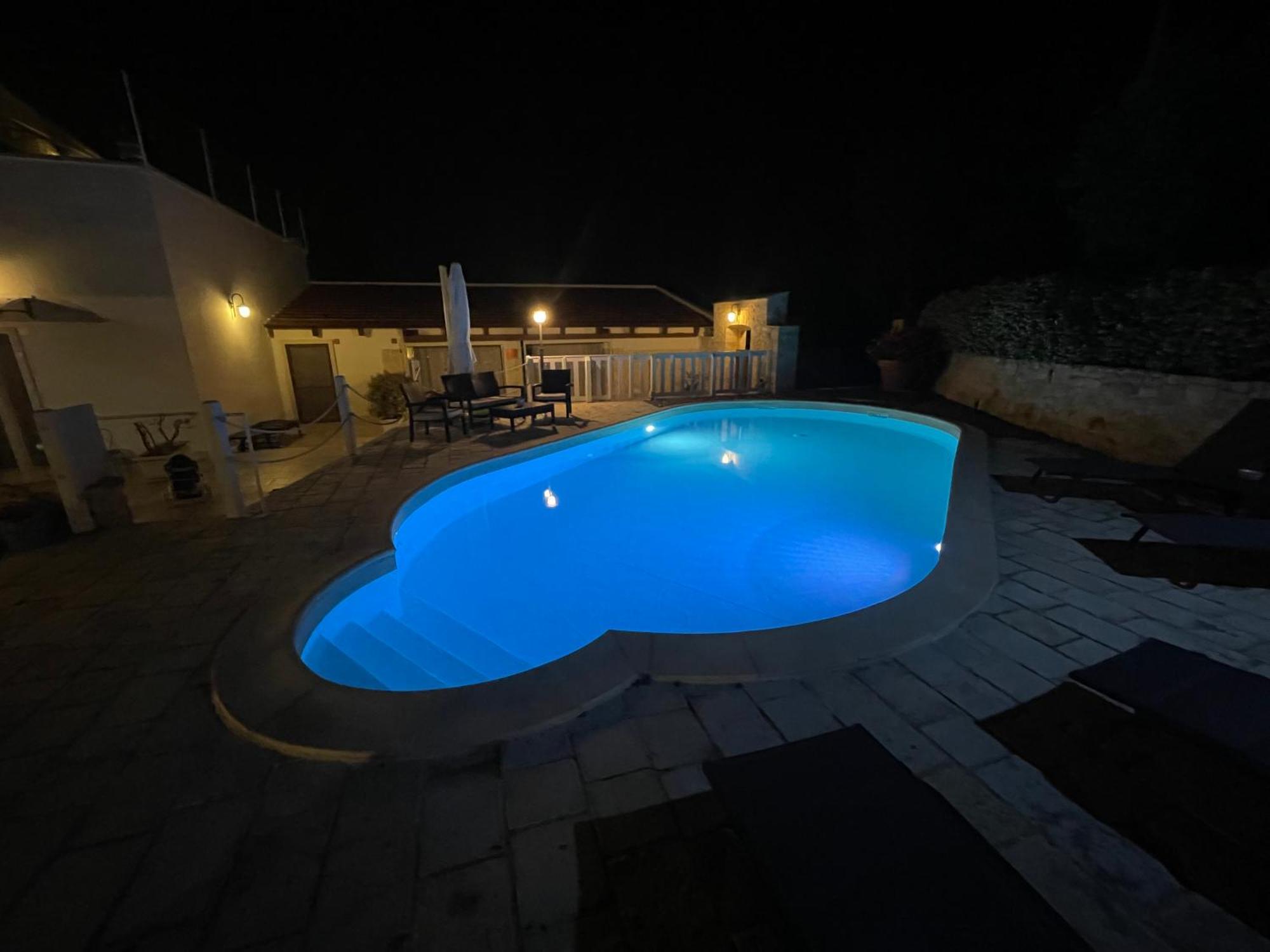 La Dimora Gigante Bed & Breakfast Castellana Grotte Exterior foto